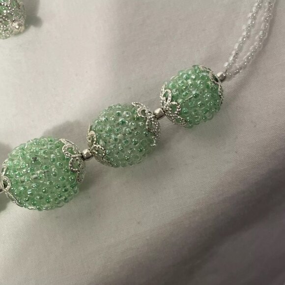 Elegant Vintage Aqua Green Seed Bead Balls 16" Choker Matching Earrings Necklace - Picture 5 of 10